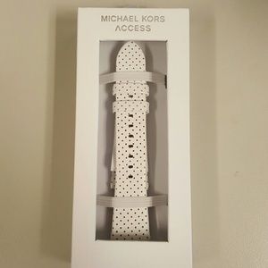 *NWT* Michael Kors Bradshaw White Leather Strap